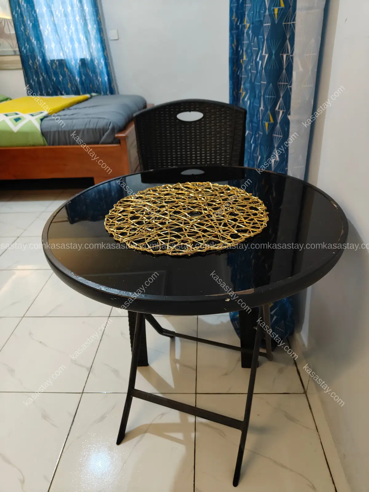 Chambre meublée Ultra luxueux au niveau du commissariat odza 4