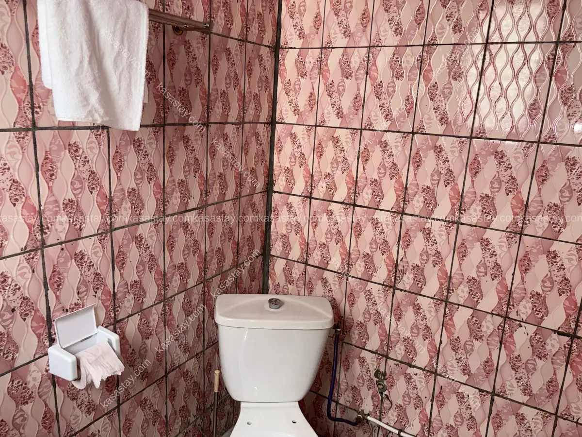 Chambre meublée 4 de LA VILLA DES CŒURS HEUREUX (Bonamoussadi 4