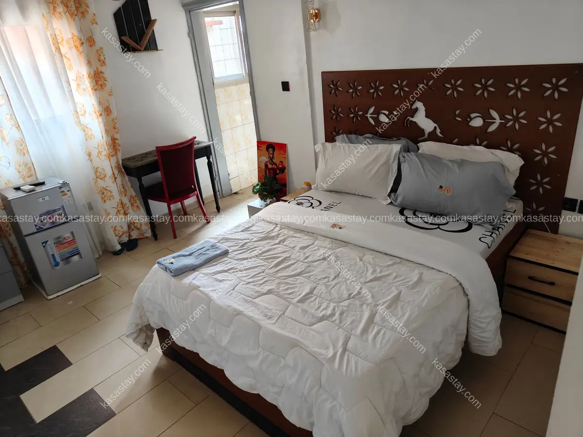 Chambre meublée entièrement équipée luxueuse à Mvogbi 0040 3