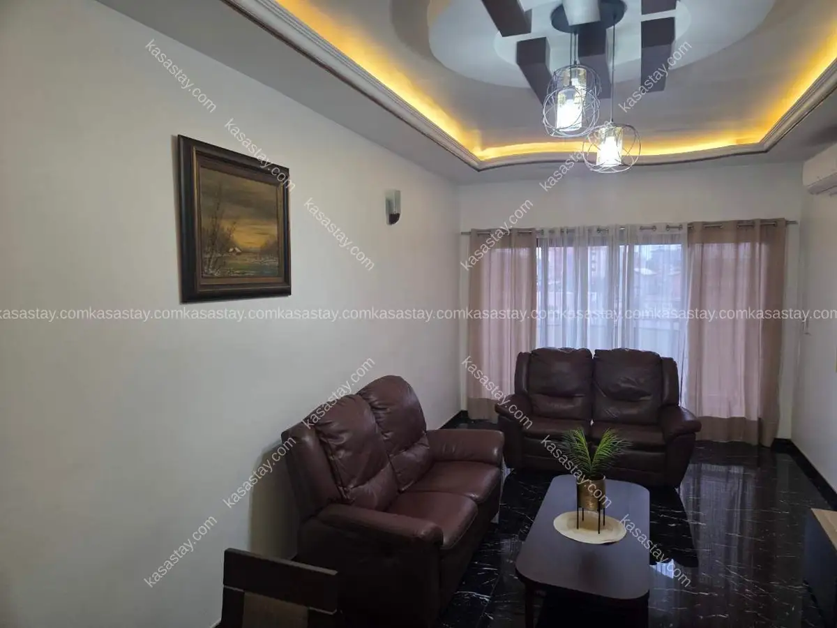 Appartement à Public School De Nkolndongo, 2 chambres