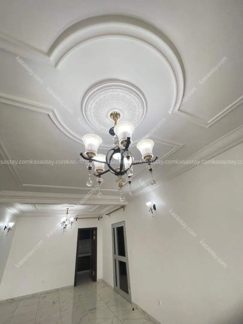 Apartment in Damas, Yaoundé, 3 bedrooms 4