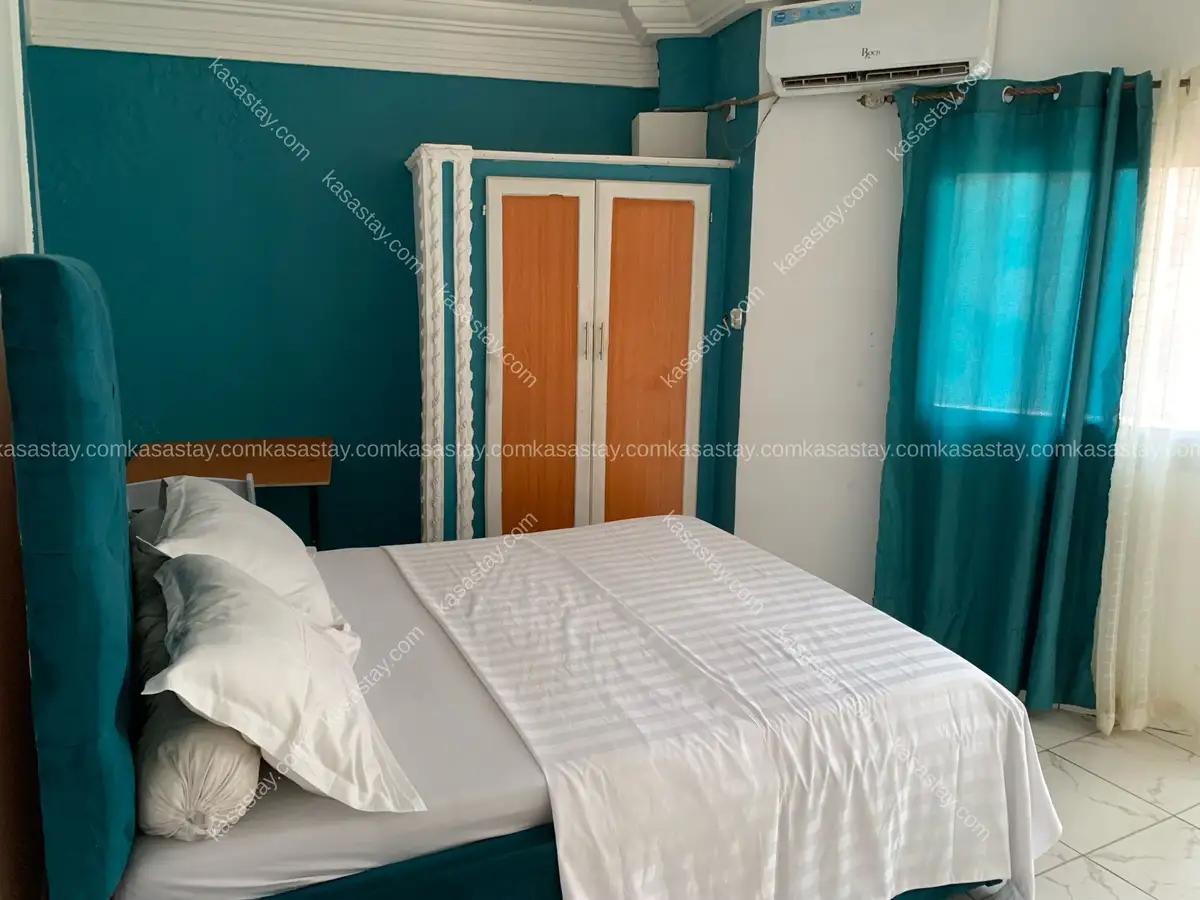 Chambre meublée by AL M HOME ( Kotto MBANGUE )