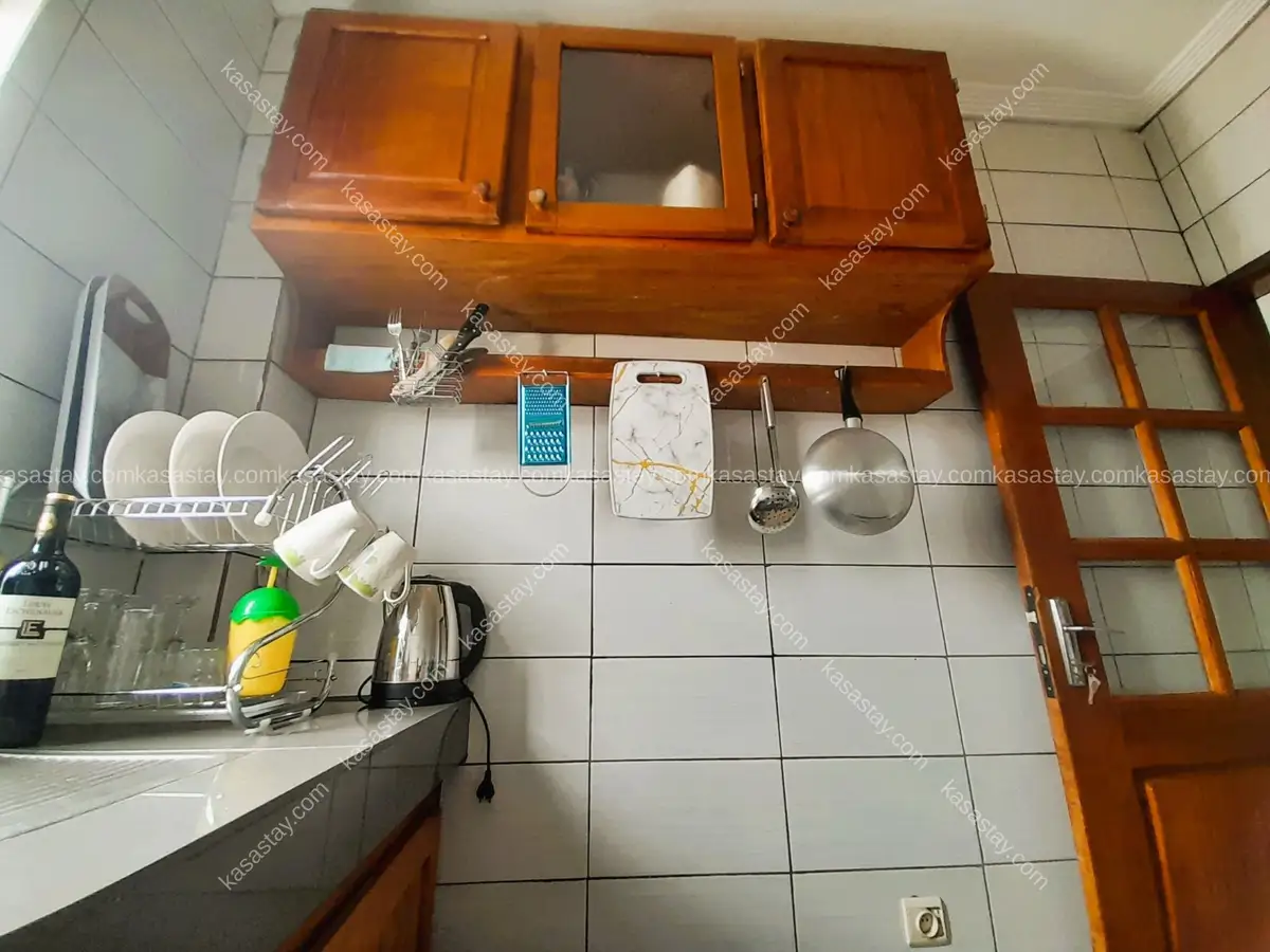 Appartement 1 par résidence Eva ( makepe paroisse Sainte Monique) 5