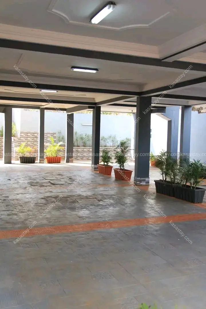 studio meublé 1 par résidence serabell appart ( Gabon bar entré école publique) 2