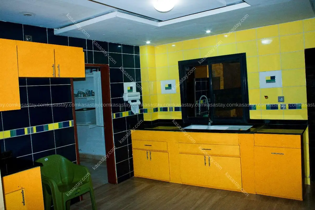 Duplex à Yassa, Douala, 4 chambres 4