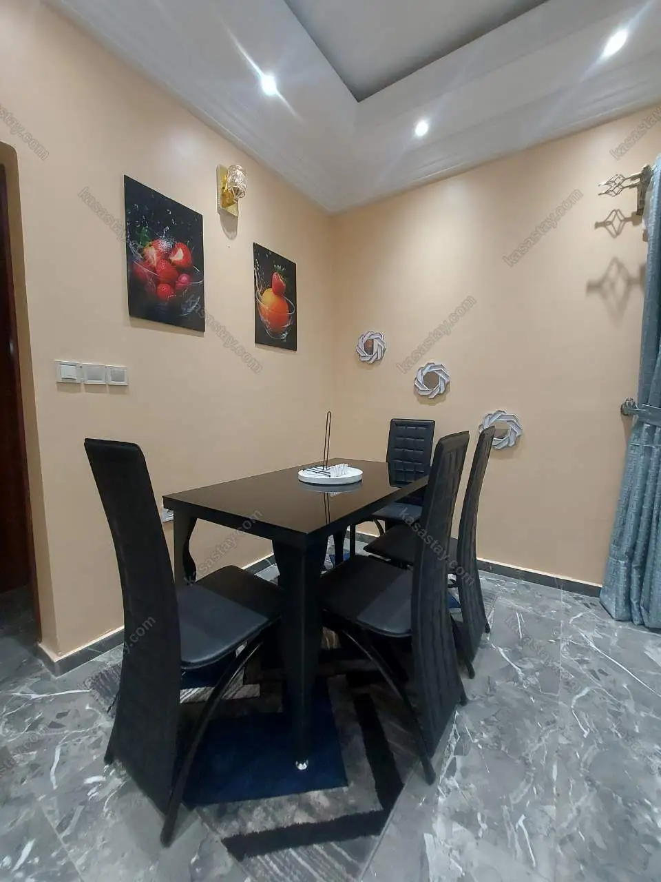 Apartment in Ngoyè Plateau, 2 bedrooms 5