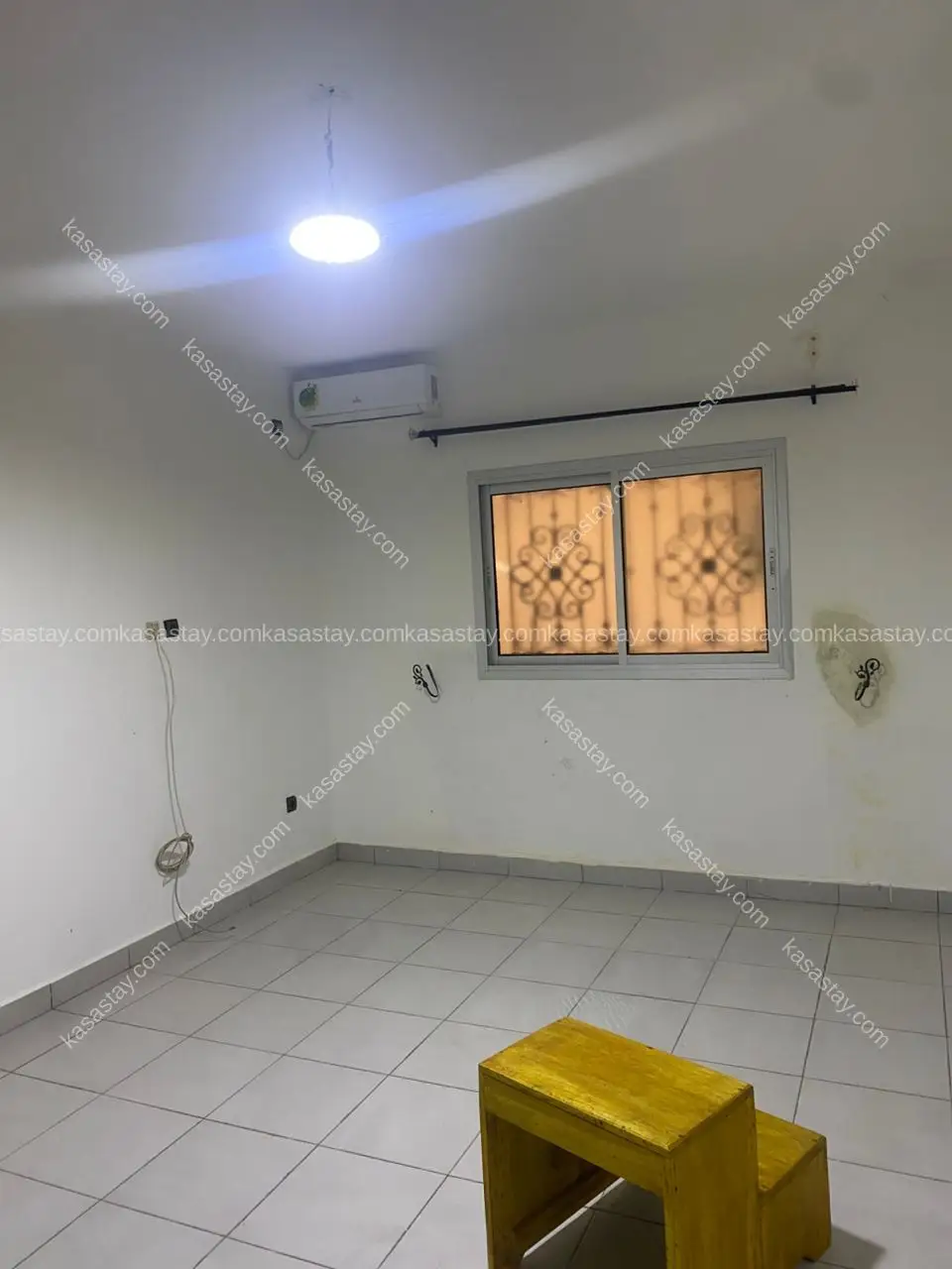 Appartement ré de chaussée by Dama city ( bonaberi)