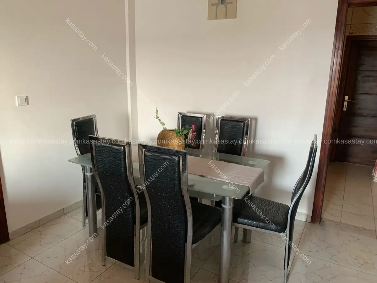 Appartement meublé JEAN NGANKWE by T.A. Apparts ( Bonaberi derrière l’hopital Ad-lucem ) 5