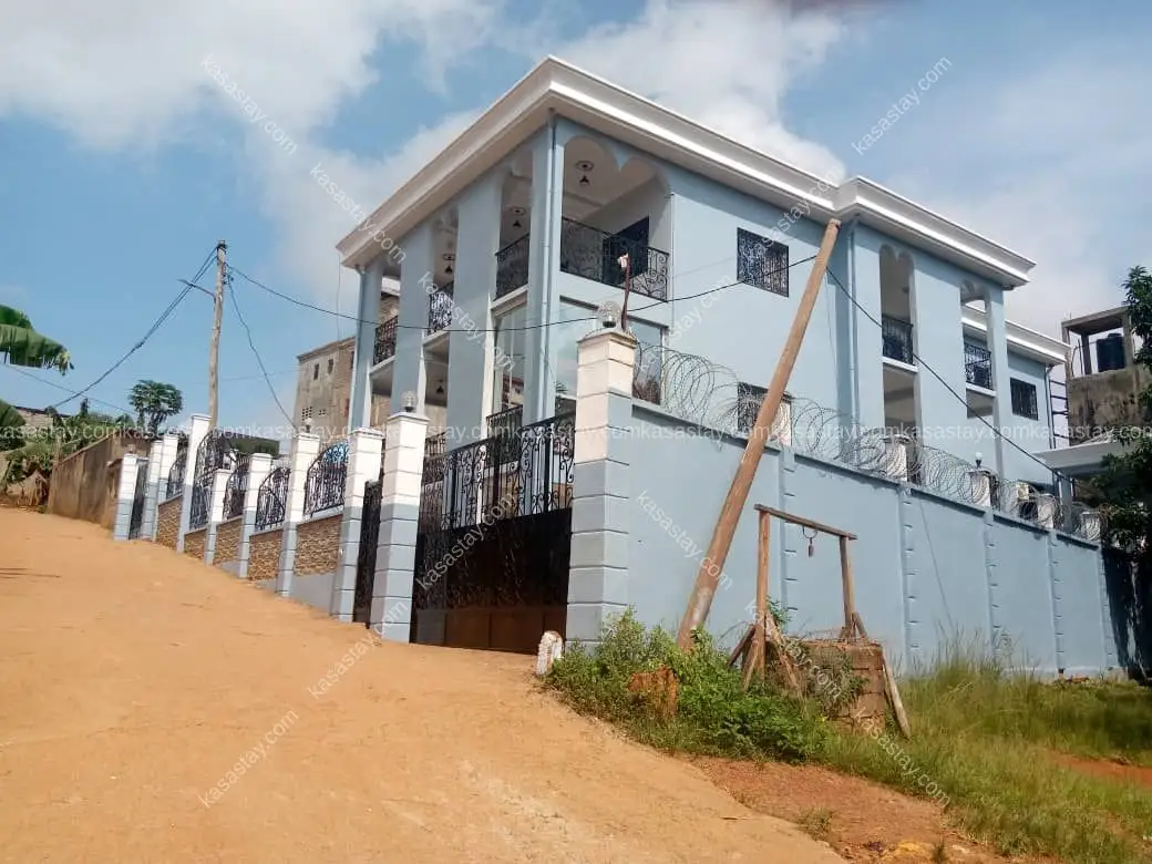 Apartment in Simbock Yaoundé, Yaoundé, 4 bedrooms 4