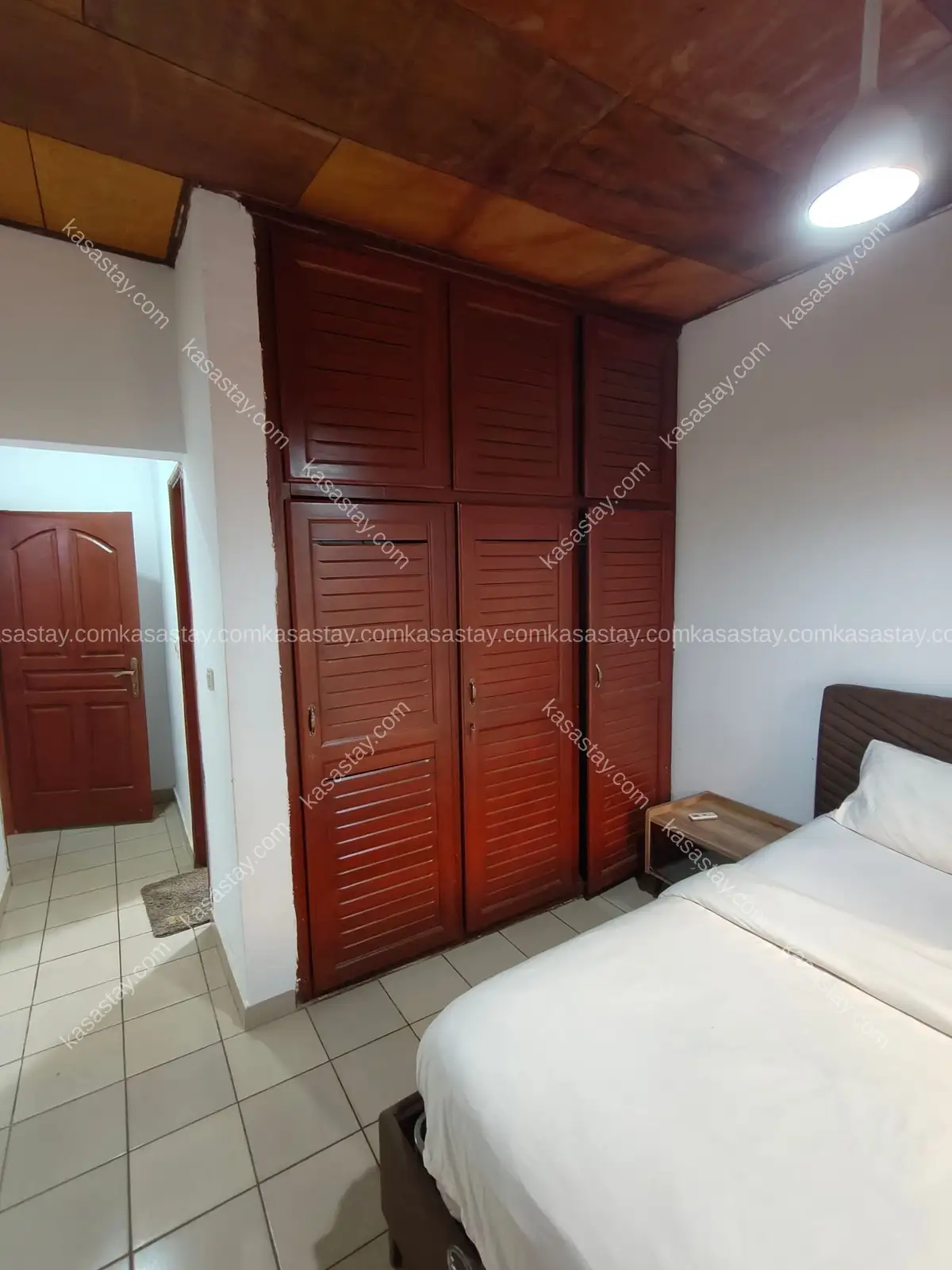 Appartement meublé 2 chambres obobogo entre ministre 5
