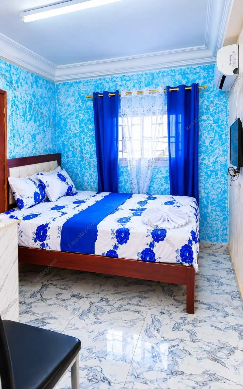 Room in Bonapriso, Douala, 1 bedroom