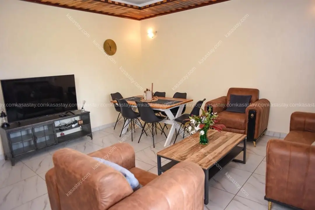 Studio meublé à Mpangou Kribi 5