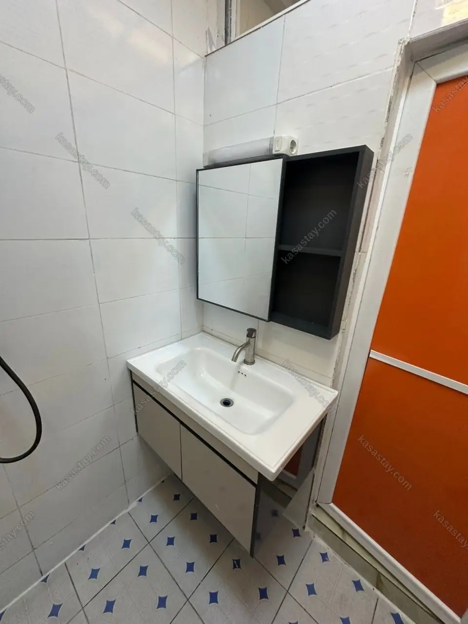 Room in Makepe Missoke, Douala, 1 bedroom 5