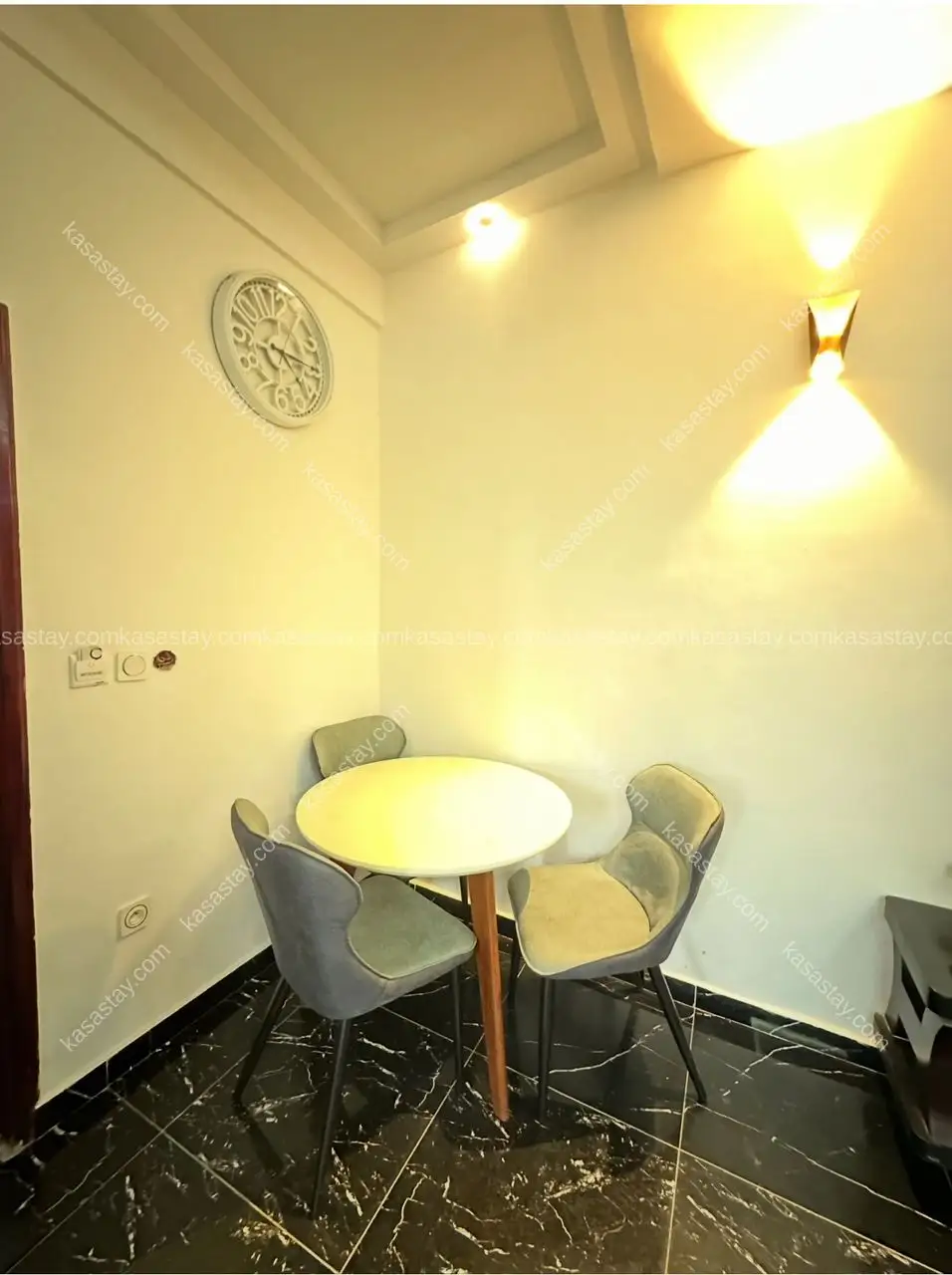 Appartement meublé Canada par résidence TADE (MAKEPE CARREFOUR PATRICK MBOMA) 3