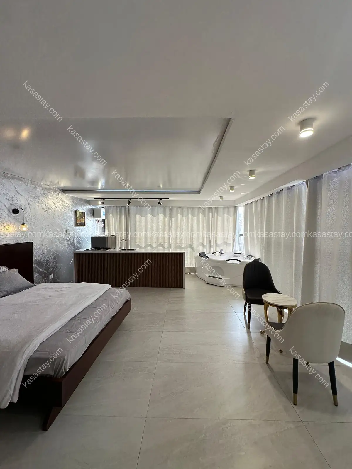 Studios meublés penthouse par résidence TADE (MAKEPE CARREFOUR PATRICK MBOMA)