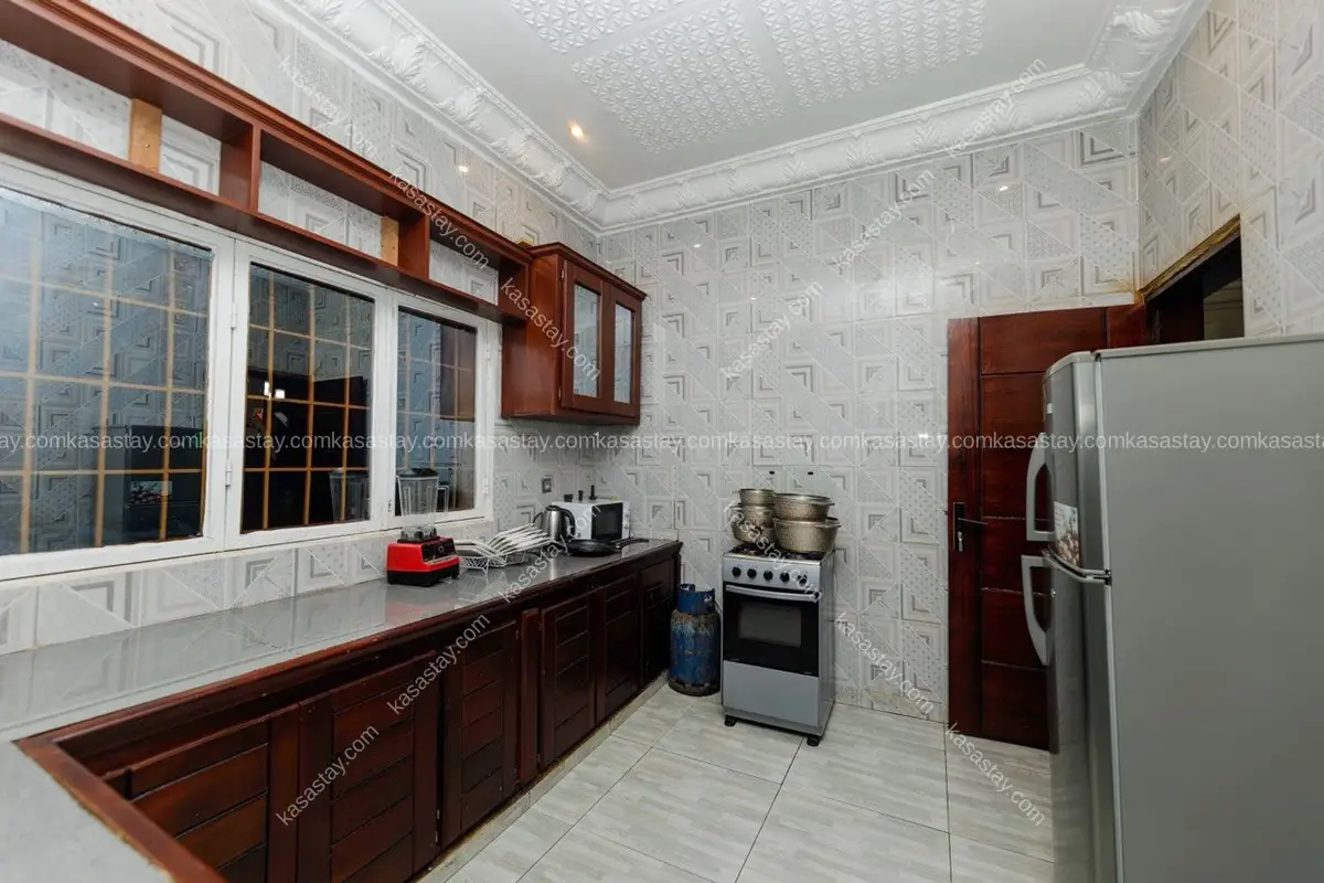 Appartement à Apres Petit Genie Damas Yaoundé, 2 chambres 4