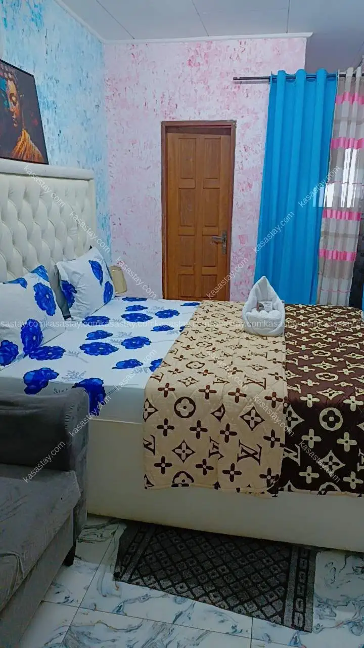 Room in Bonapriso, Douala, 1 bedroom