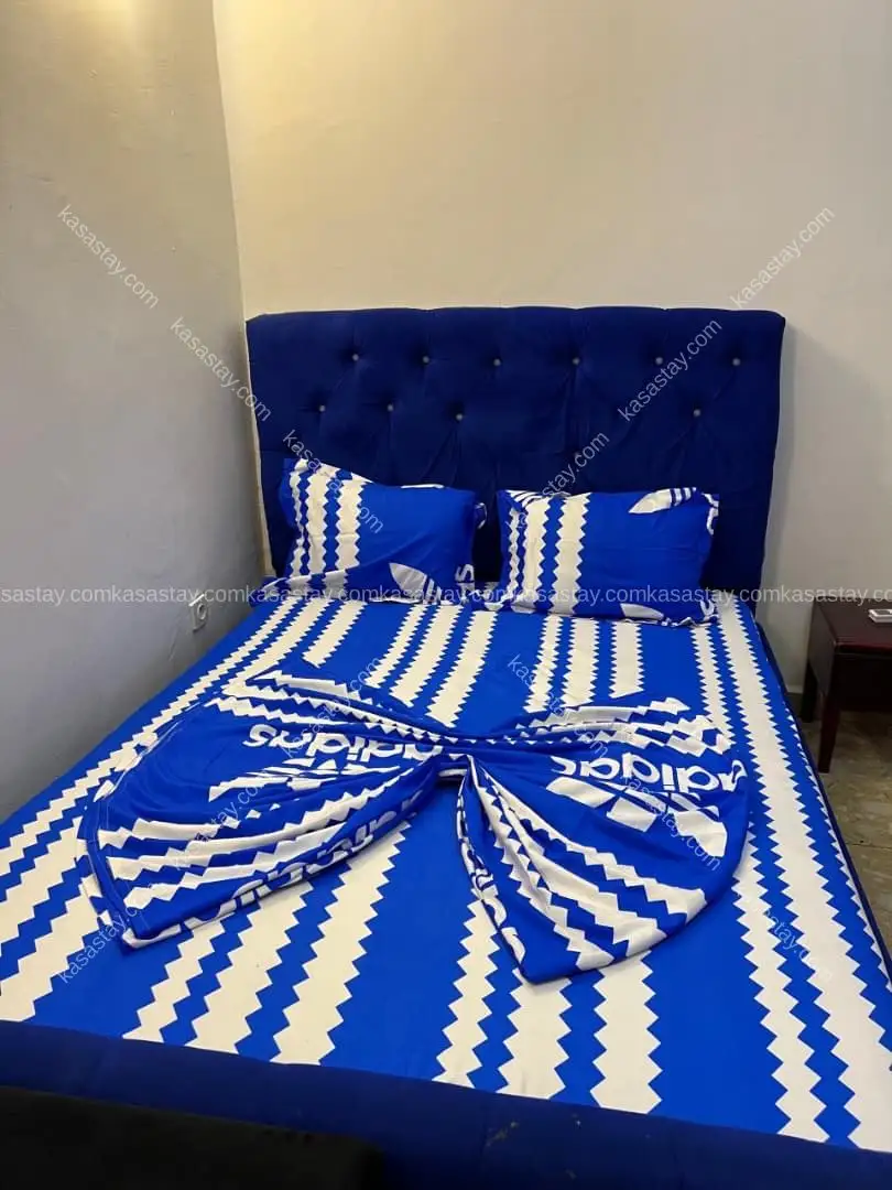 Chambre meuble A7 par IKN ( ndogbong citadelle ) 2