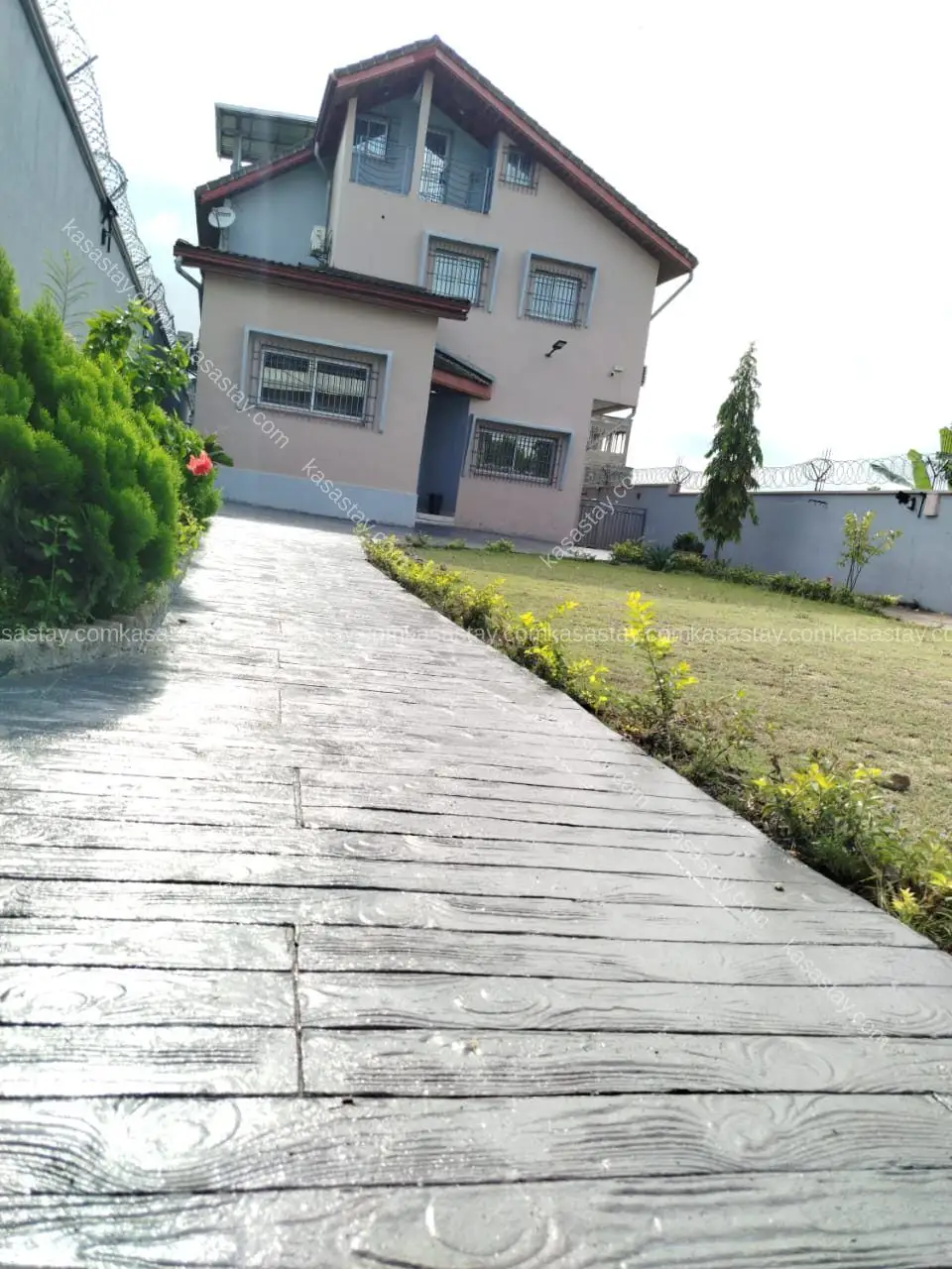 Studio in 2R62+G2P Douala, 1 bedroom 2