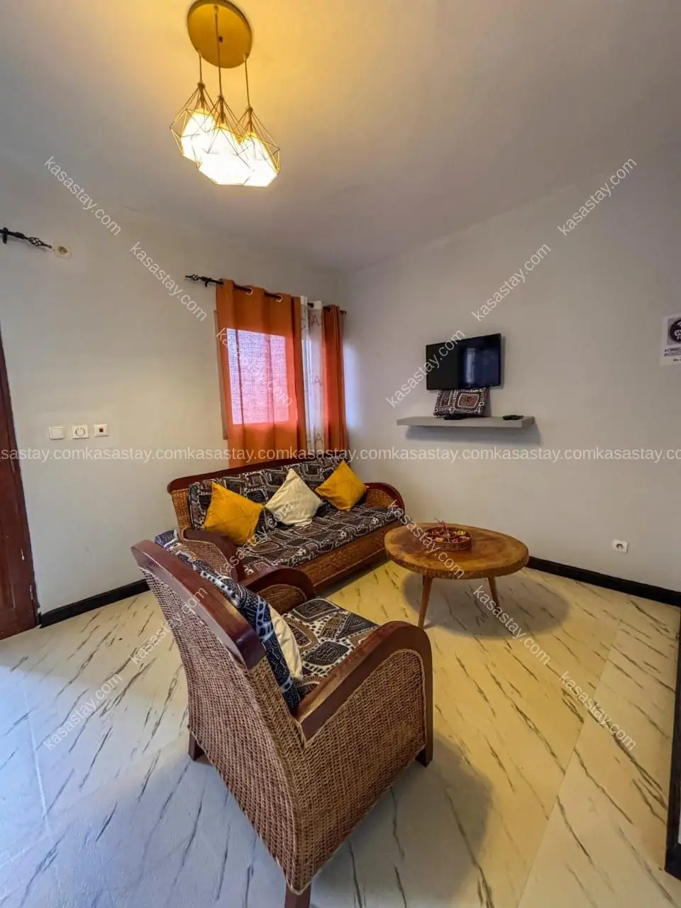 Property in RFMM+7X, Yaoundé, 1 bedroom