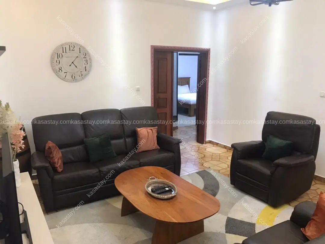 Appartement meublé Stuttgart par Résidence Baho ( Makepe BM ) 4