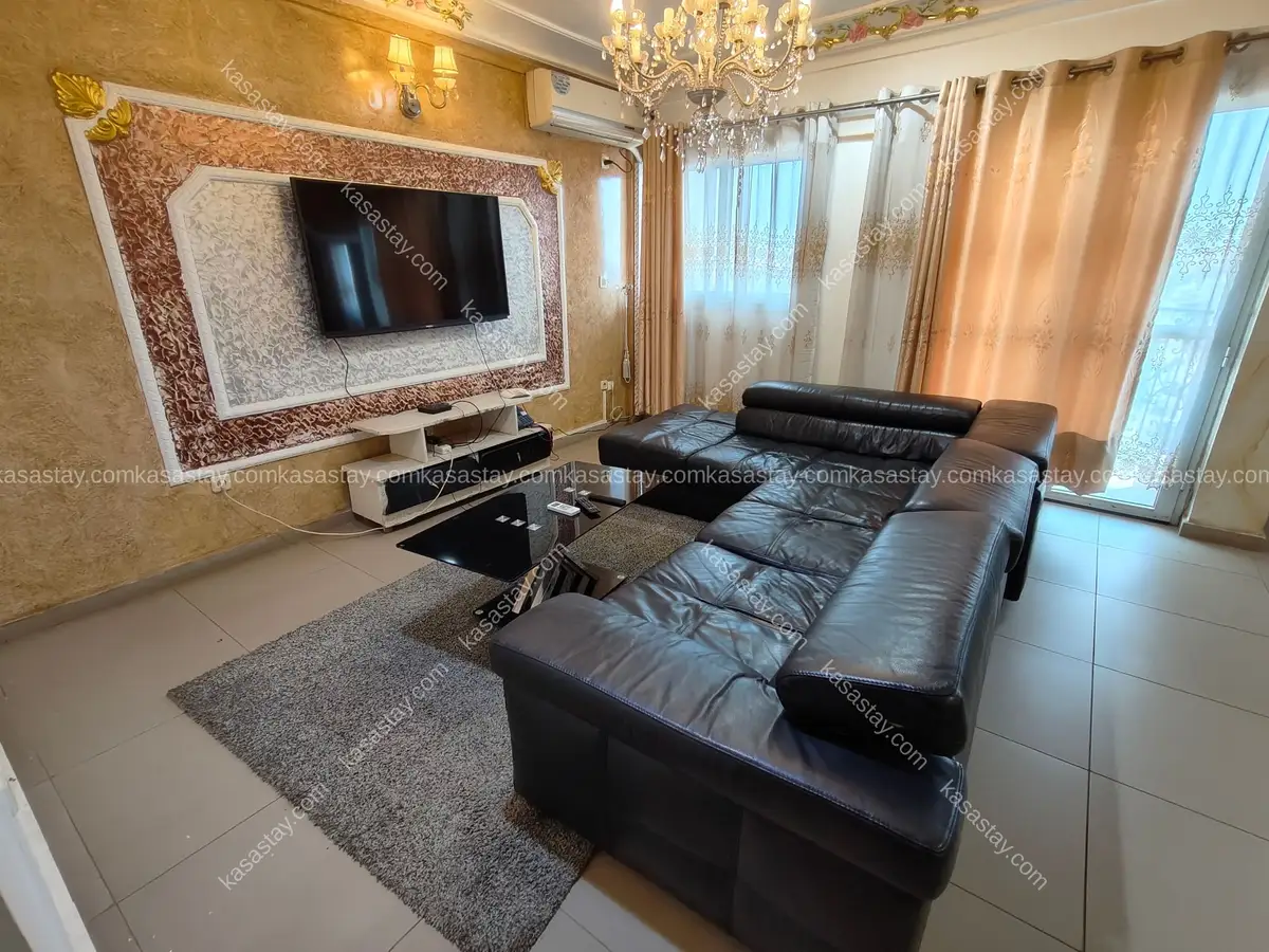 Appartement meublé Noble House 2 chambres a l'entré sika Mendong