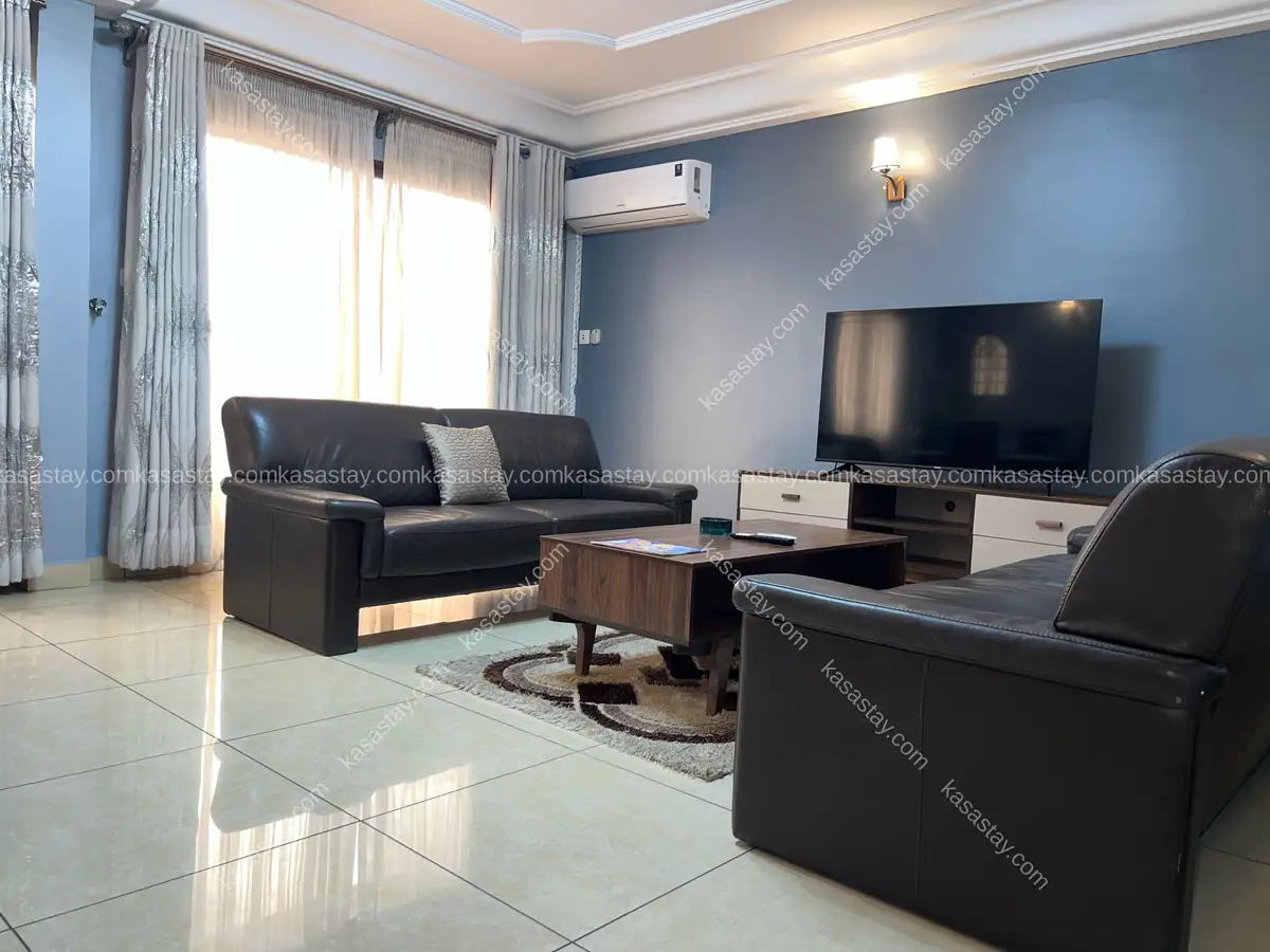 Appartement meublé 7B par RÉSIDENCE LOUMIA PREMIUM (Bonapriso) 4