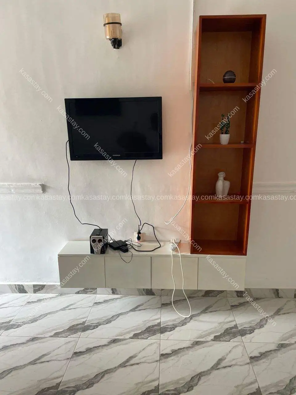 Apartment in Commissariat Odza, 3 bedrooms 5