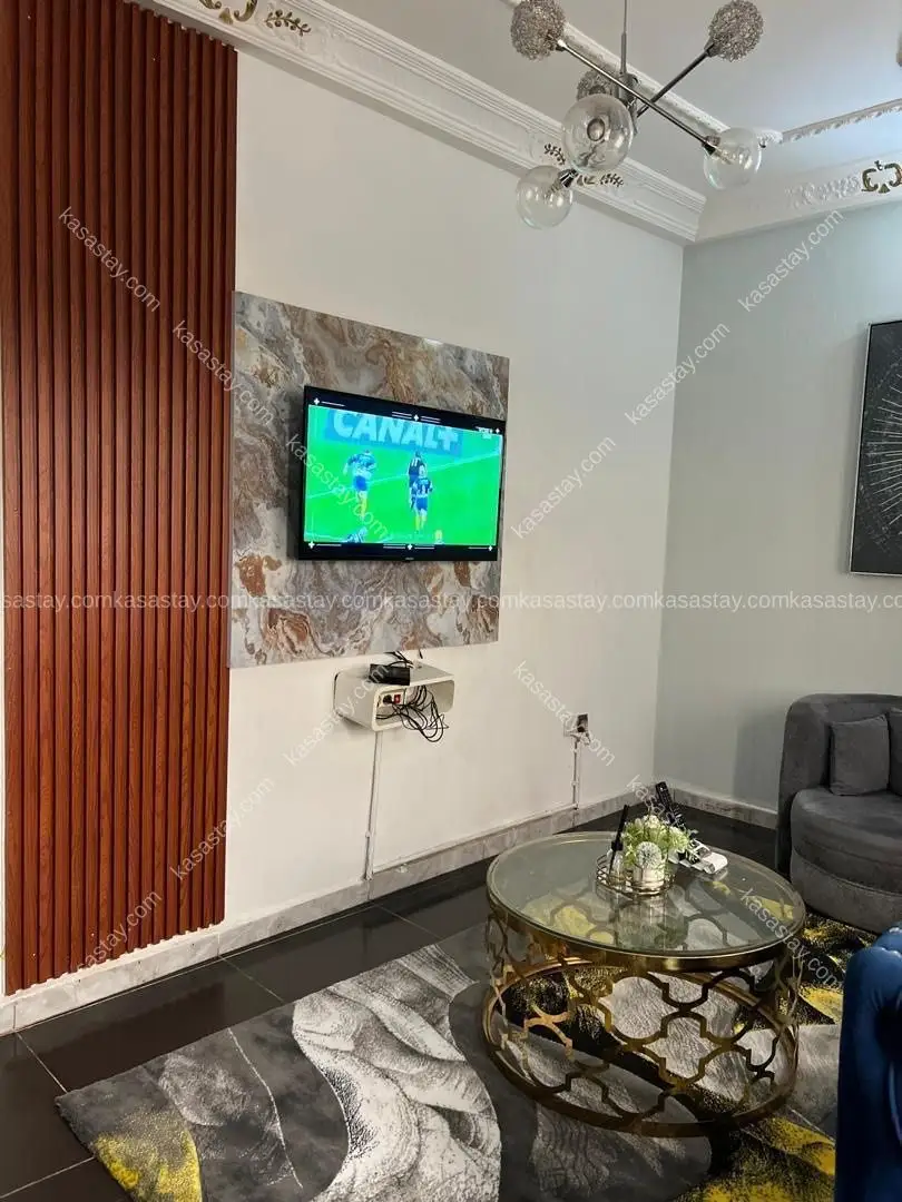 Apartment in Titi garage, Yaoundé, 2 bedrooms 5