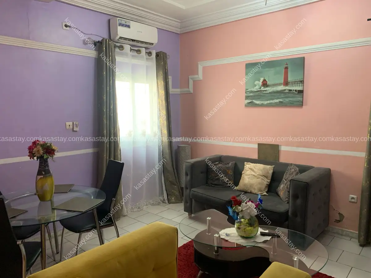 Appartement meublé 201 by Résidence KS