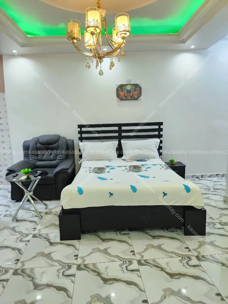Chambre meublée de charme à ODZA – BORNE 10 (à côté TotalEnergies) 5