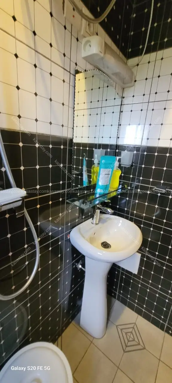 studio 200 par résidence serabell appart (Gabon bar entré école publique) 4