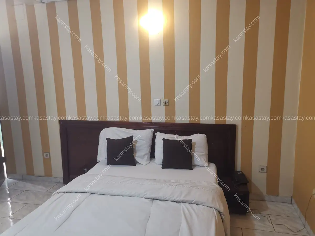 Rooms in Bonamoussadi, Douala, 1 bedroom 3