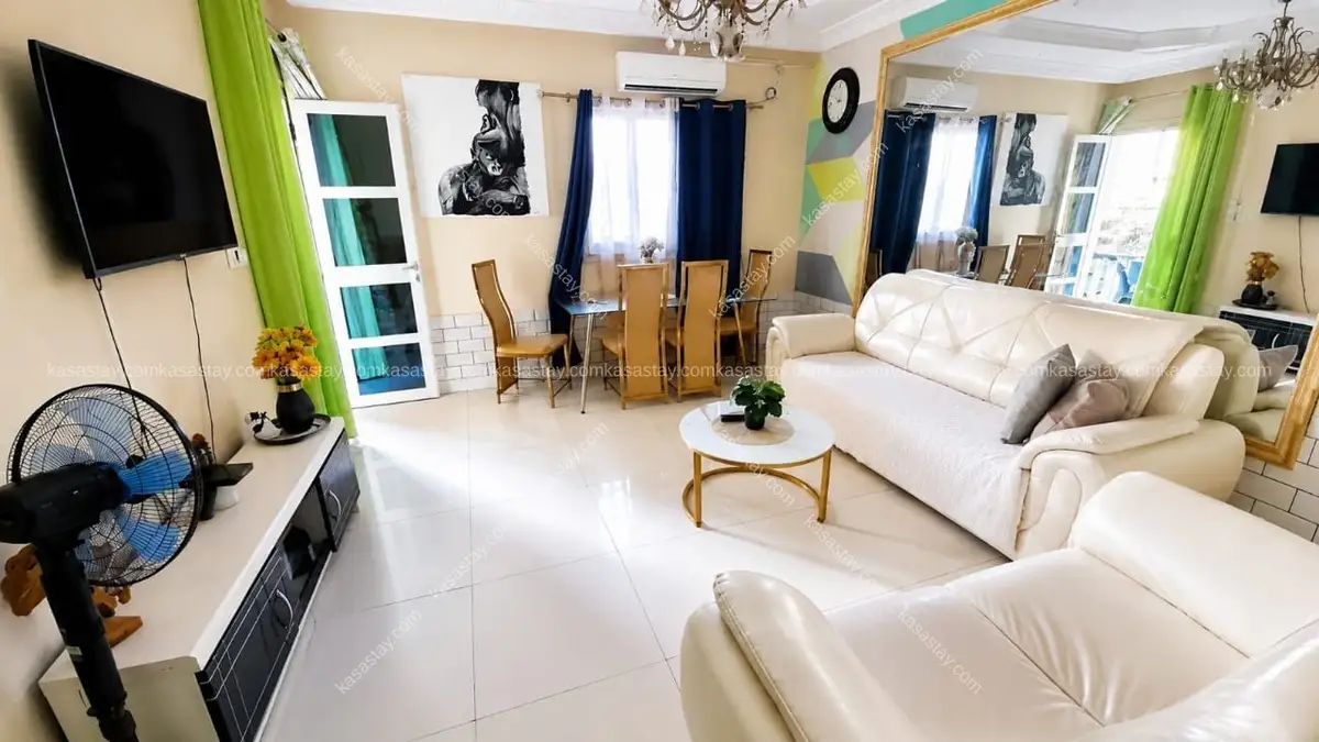 Apartment in Jouvence, Yaoundé, 2 bedrooms 5