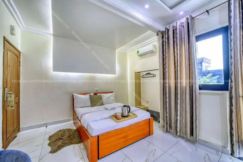 chambre(104) à Douala Bonapriso/ 8mins de l'aéroport 2