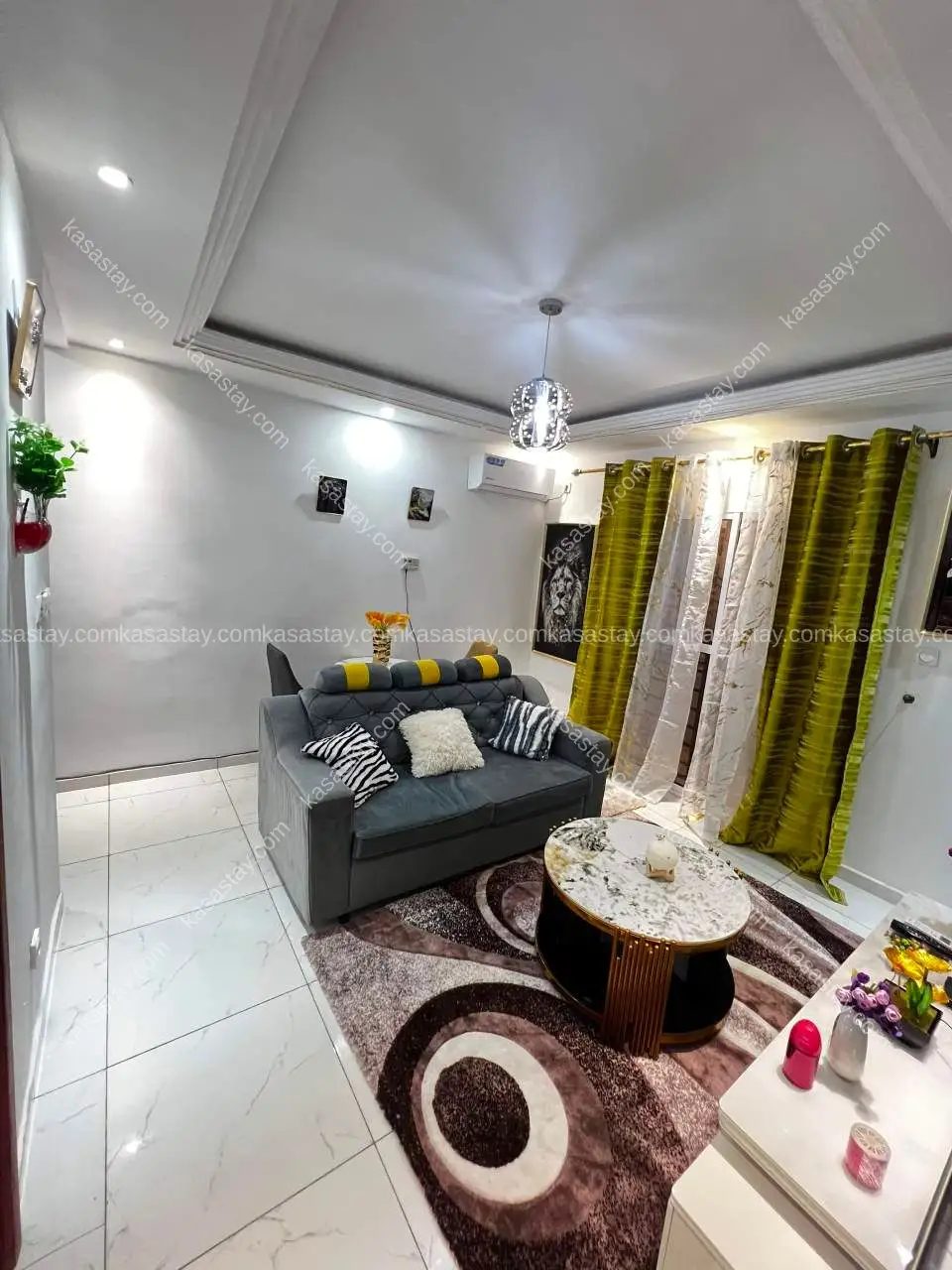 Studio à Logpom, Douala, 1 chambre 3