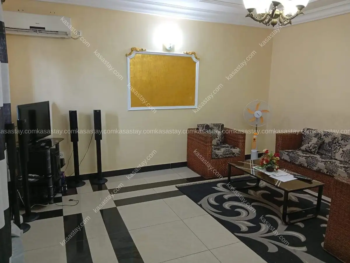Studio à Carrefour BIFAGA, Douala, 1 chambre 3