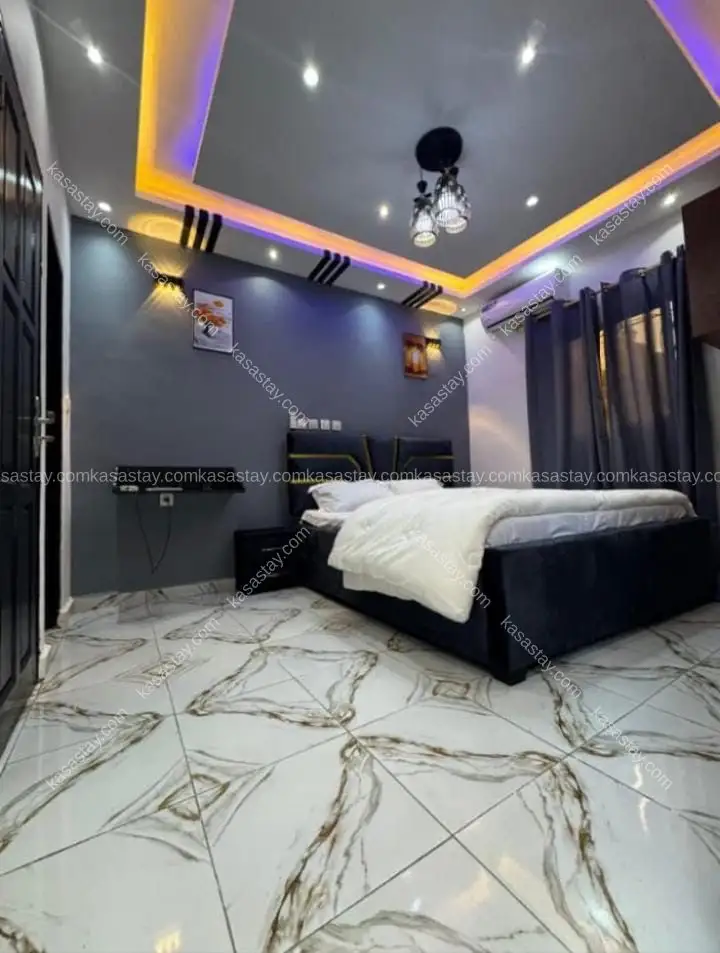 Chambre meuble 2 by Ajax house ( logpom Charles de gaule ) 4