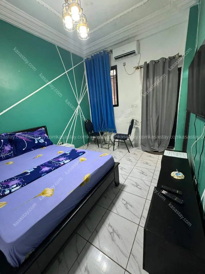 Rooms à Logpom, Douala 5
