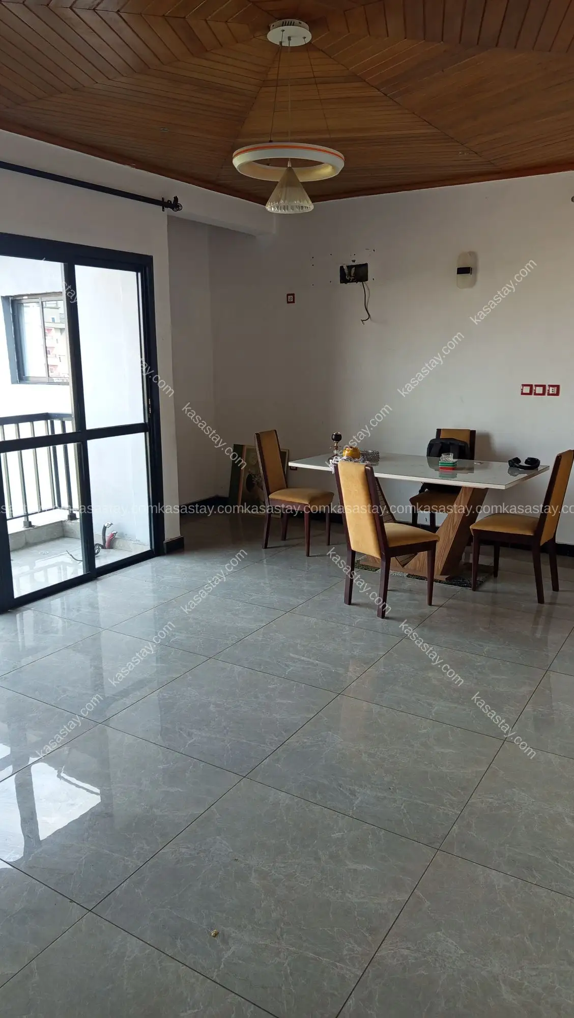 Appartement spacieux à louer (Bonamoussadi) 2
