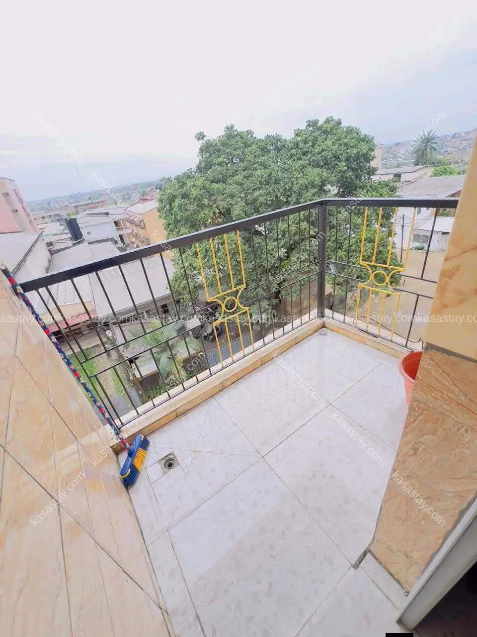 chambre meublée ndogbong carrefour citadelle 4