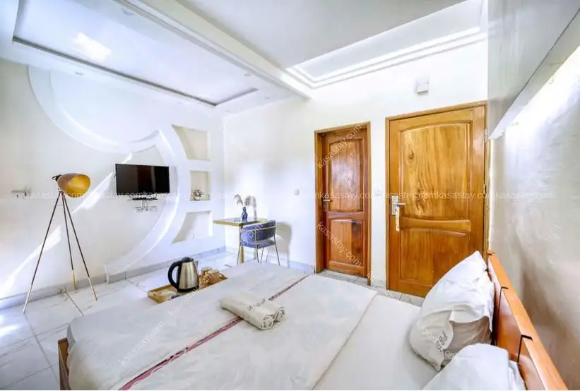 chambre(104) à Douala Bonapriso/ 8mins de l'aéroport 3