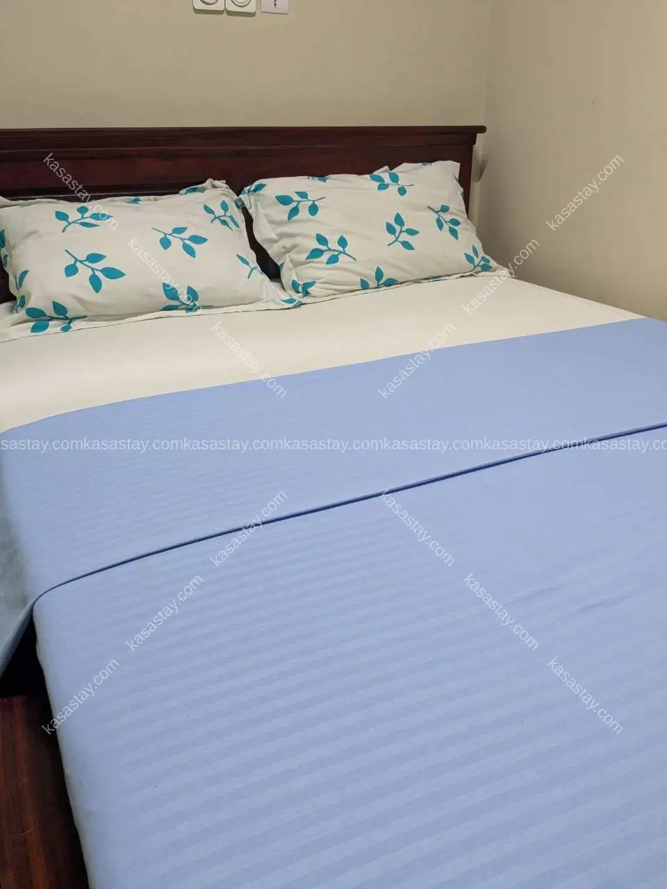 Chambre à Institut Privé Polyvalent de Bonamoussadi, 1 chambre