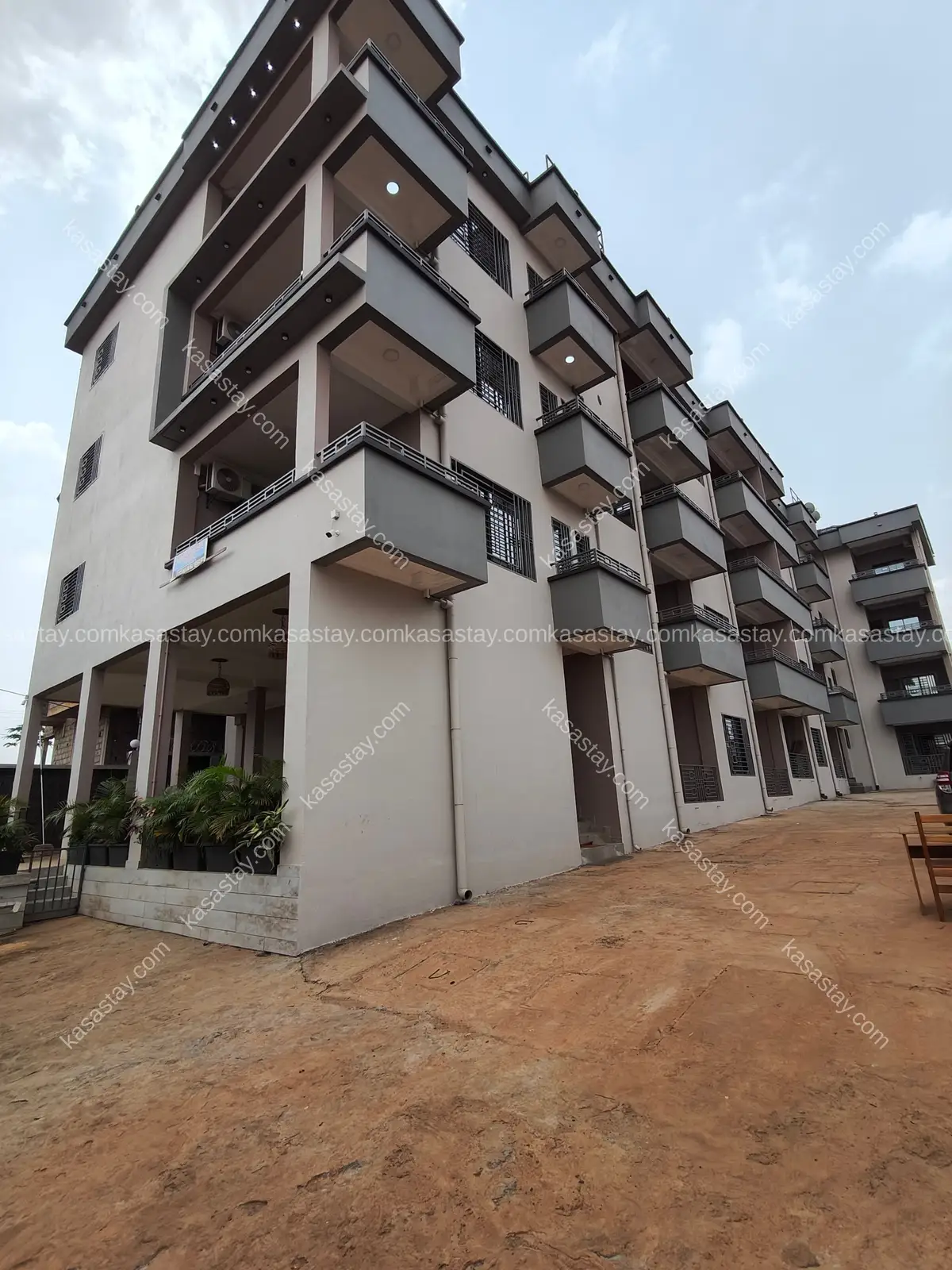 Appartement 2 Chambres a louer Odza borne 10 