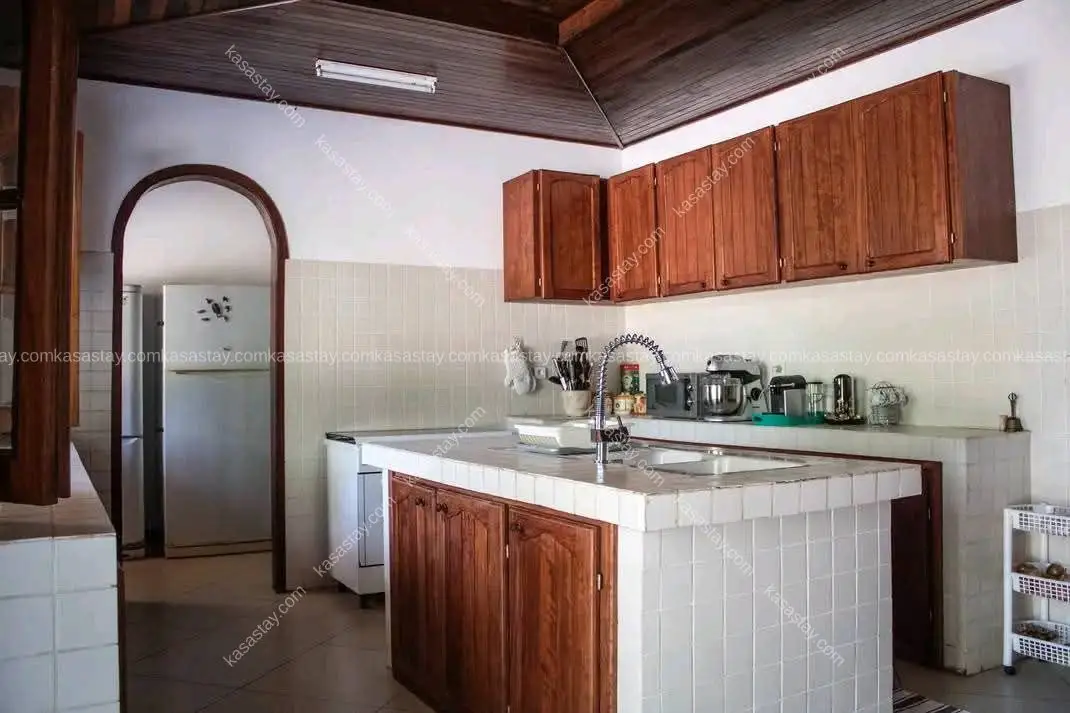 Villa meublée piscine privée+bordure de mer 4