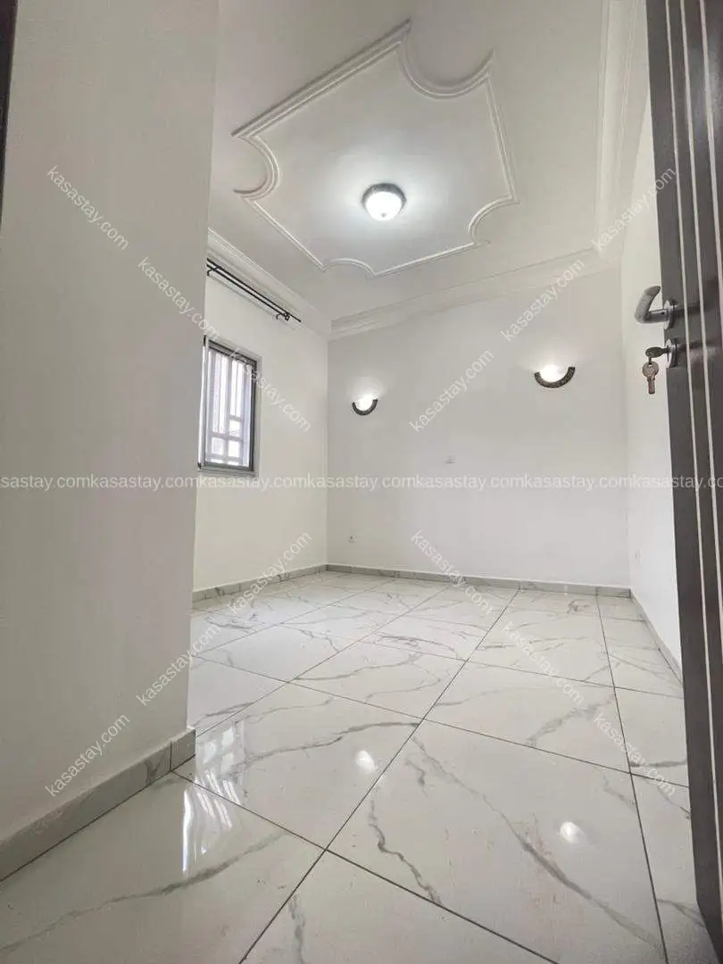 Apartment in Damas, Yaoundé, 3 bedrooms 5