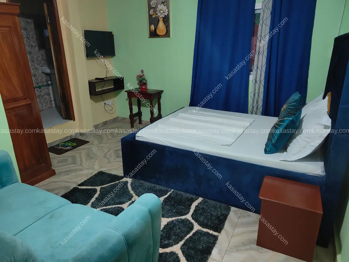 Chambre meublée Amelson 302 simbock(Carefour Mbalgong) 2