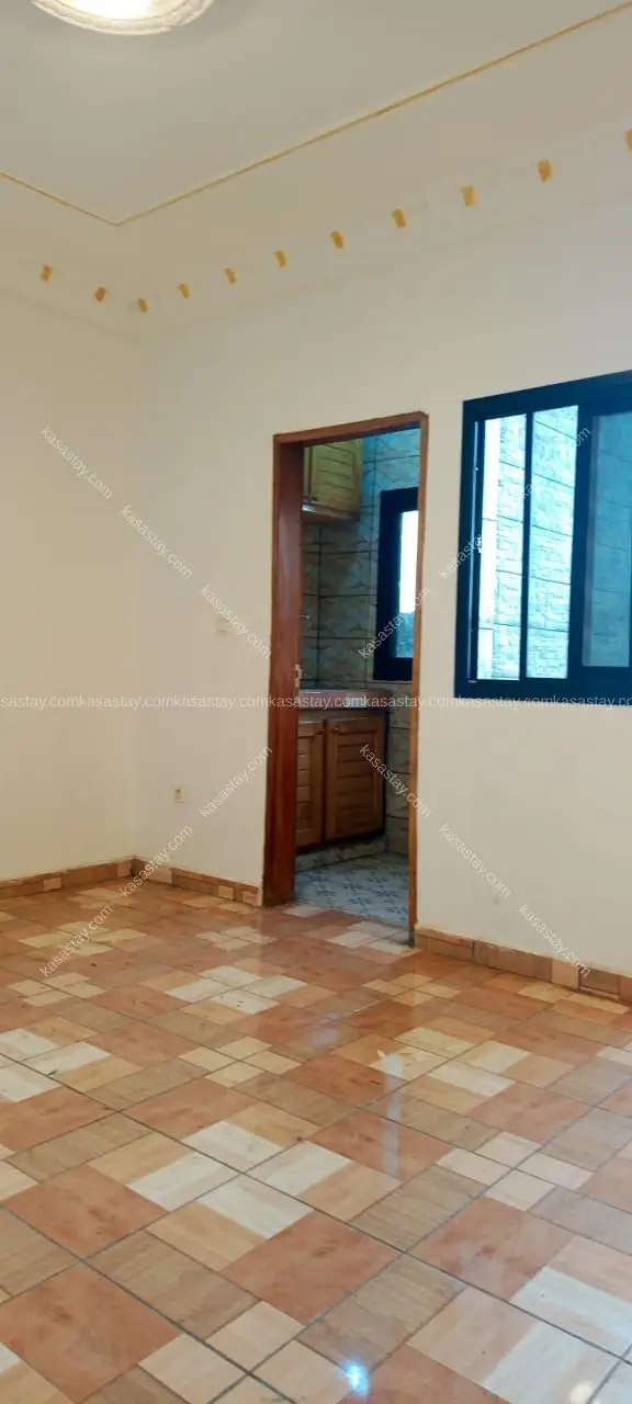 Chambre 1 par résidence Arole (kotto bangue) 5