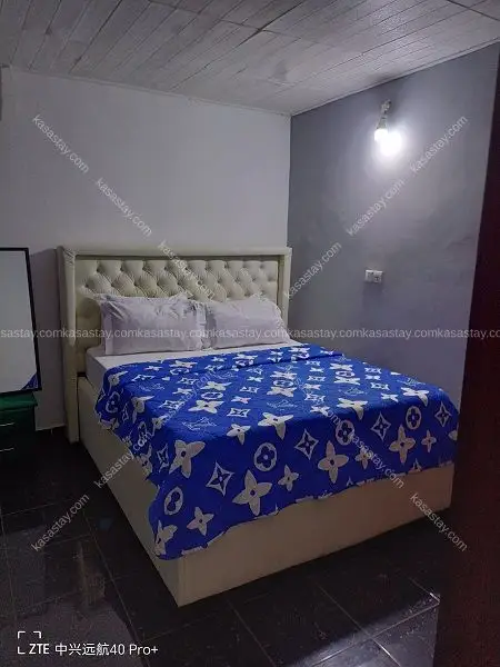 studio meuble 2 BY EXPRESS LOGEMENT CAMEROUN ( bonapriso rue des impots)