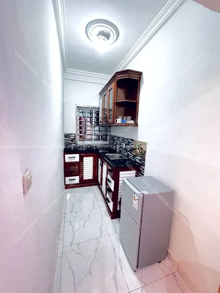 Continental Cozy Fully Furnished Luxurious Studio 004 situated a Tatam 5